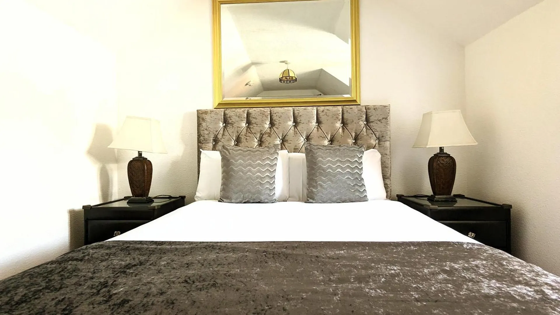 Brookside Hotel & Restaurant Chester