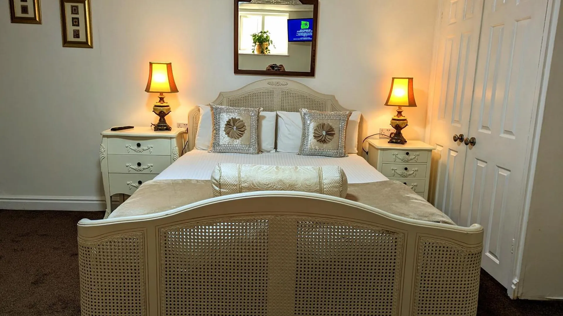 Brookside Hotel & Restaurant Chester